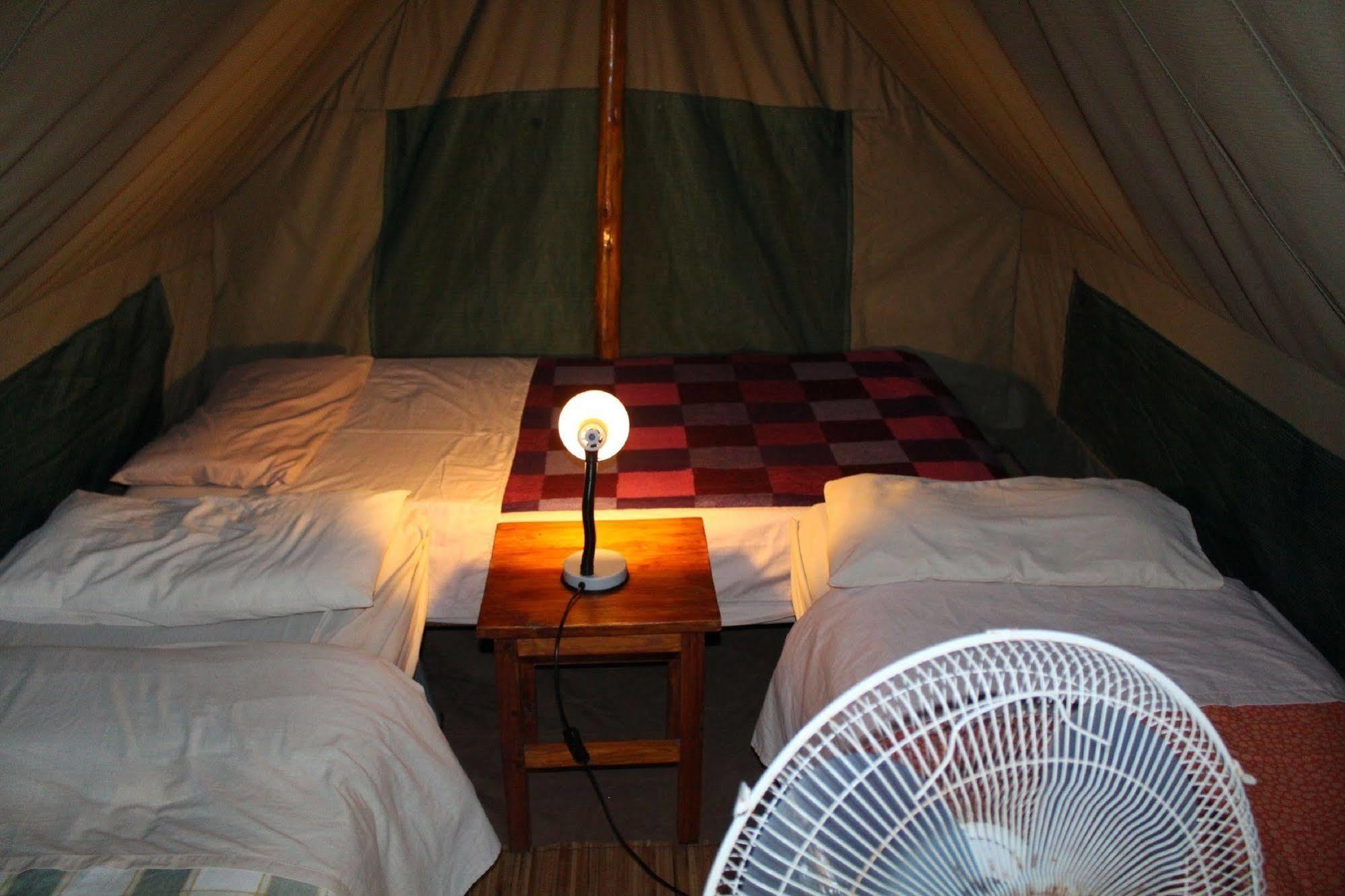 Devocean Eco Adventure Lodge Понта-ду-Оуро Экстерьер фото